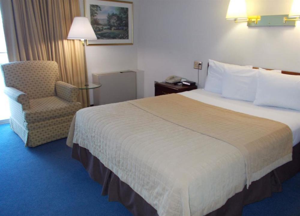 Americas Best Value Inn - Campus View Eau Claire Camera foto
