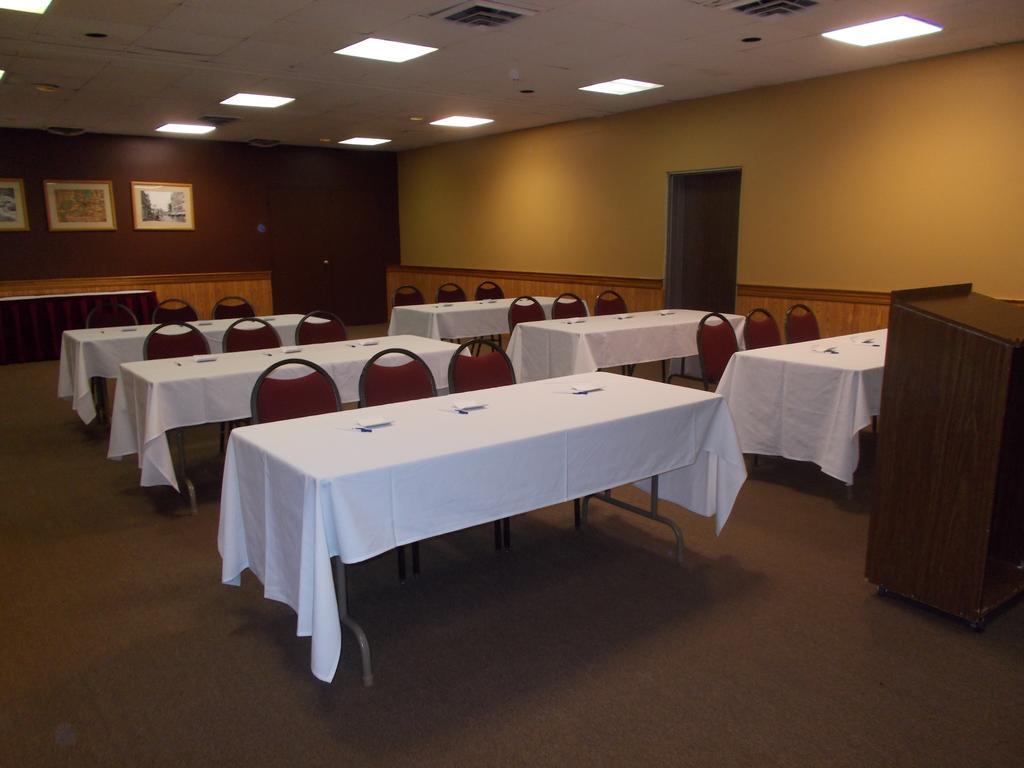 Americas Best Value Inn - Campus View Eau Claire Esterno foto