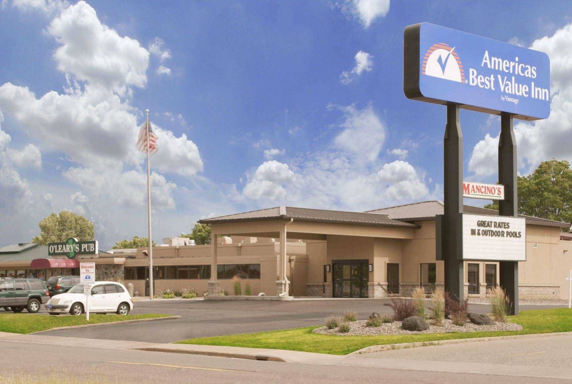 Americas Best Value Inn - Campus View Eau Claire Esterno foto