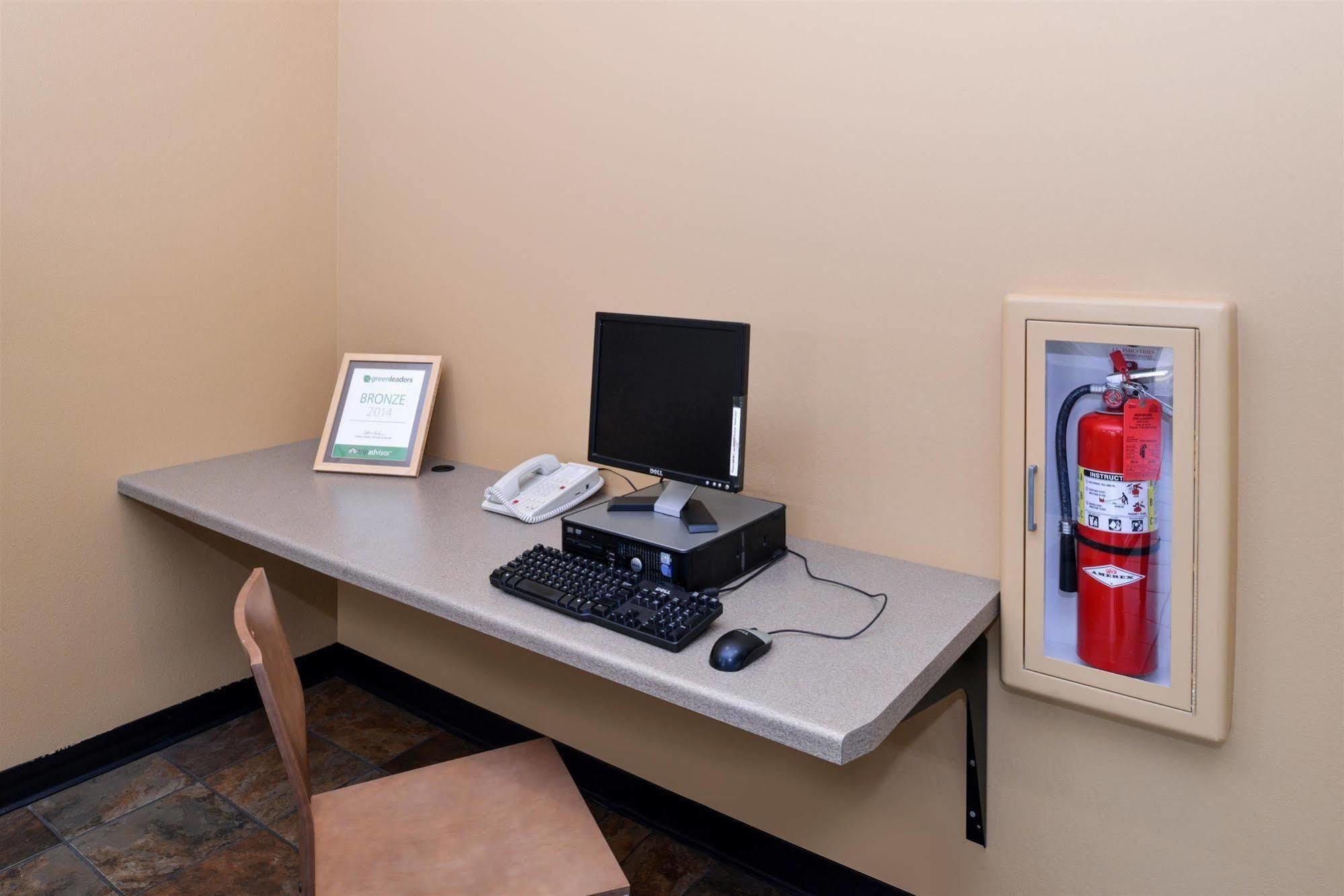 Americas Best Value Inn - Campus View Eau Claire Esterno foto